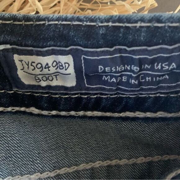 MISS ME Women’s Peace Sign Embellished JY5949BD Bootcut Jeans Size 28 - Picture 13 of 16